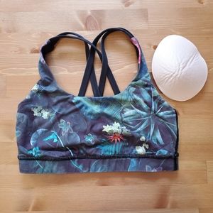 Lululemon sports bra